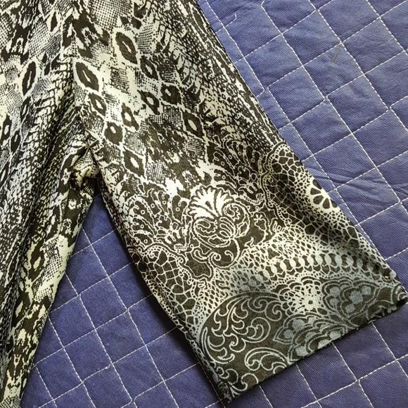 Avenue 3/4 sleeve tunic - Picture 4 of 4